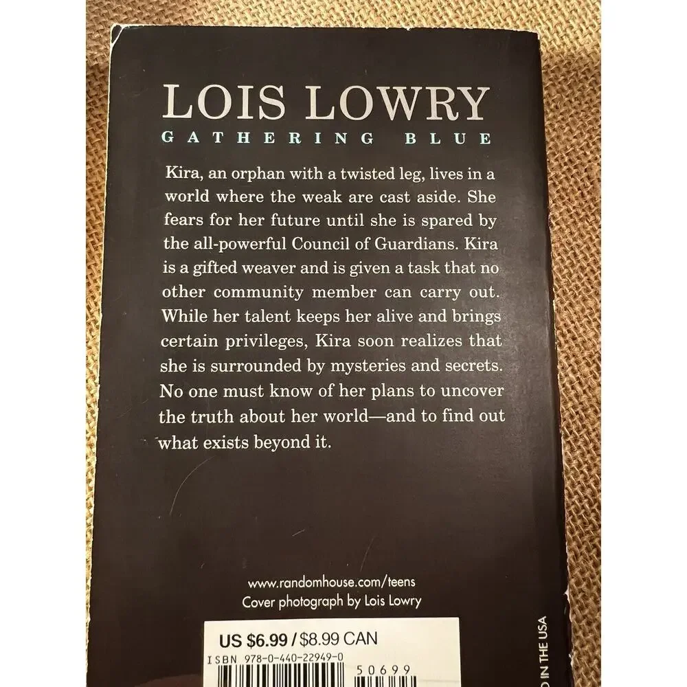 N/A lot books